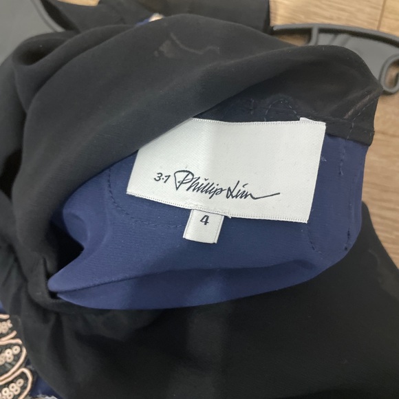 3.1 Phillip lim embroidered appliqué silk top size 4 - Picture 7 of 11